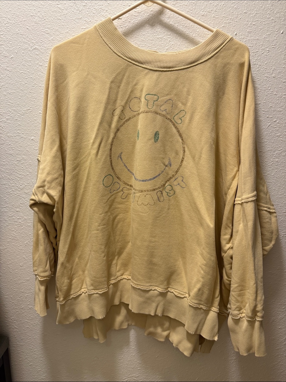 Aerie “Total Optimist” Smiley Face Butter Yellow Pull Over Oversized Crewneck